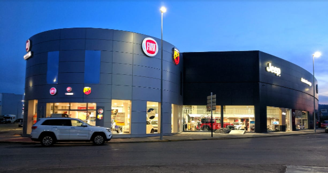 Autos Auringis Opel Jaén