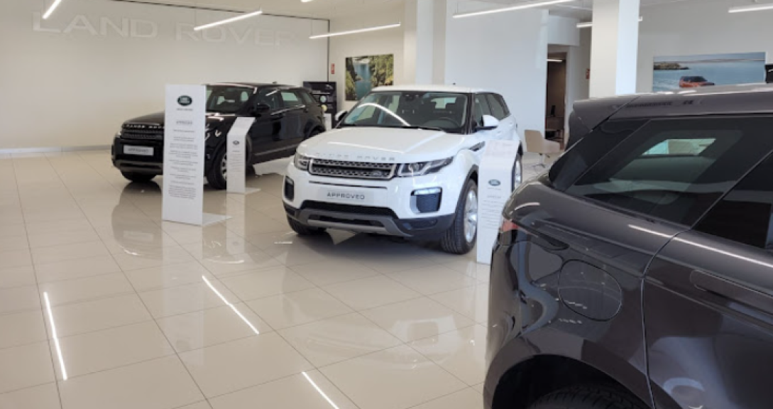 Land Rover I Nieto Motor