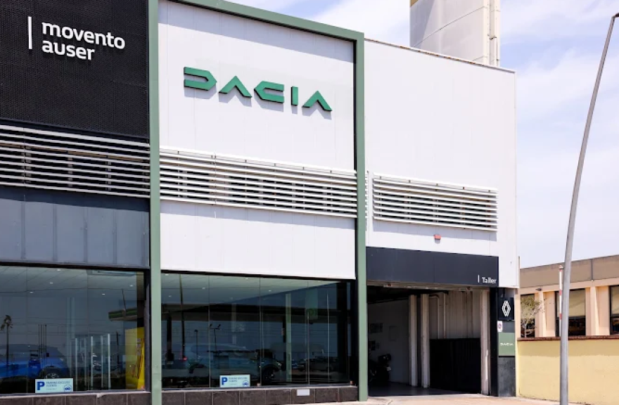 Dacia Badalona Movento Auser