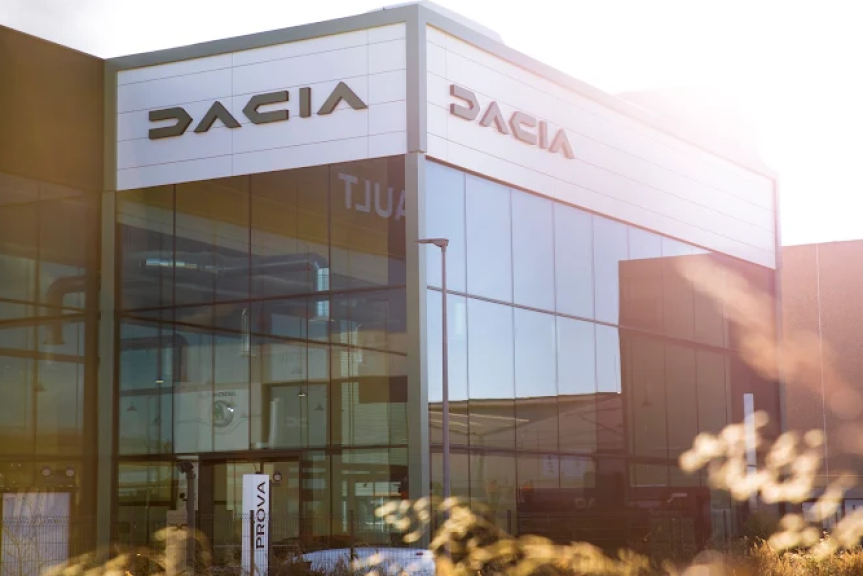 Dacia Terrassa Movento Auser