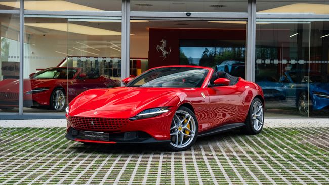 Ferrari Oficial Dealer - C. de Salamanca Marbella